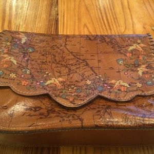 Patricia Nash World Leather shoulder bag